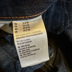 29x30 woman American eagle